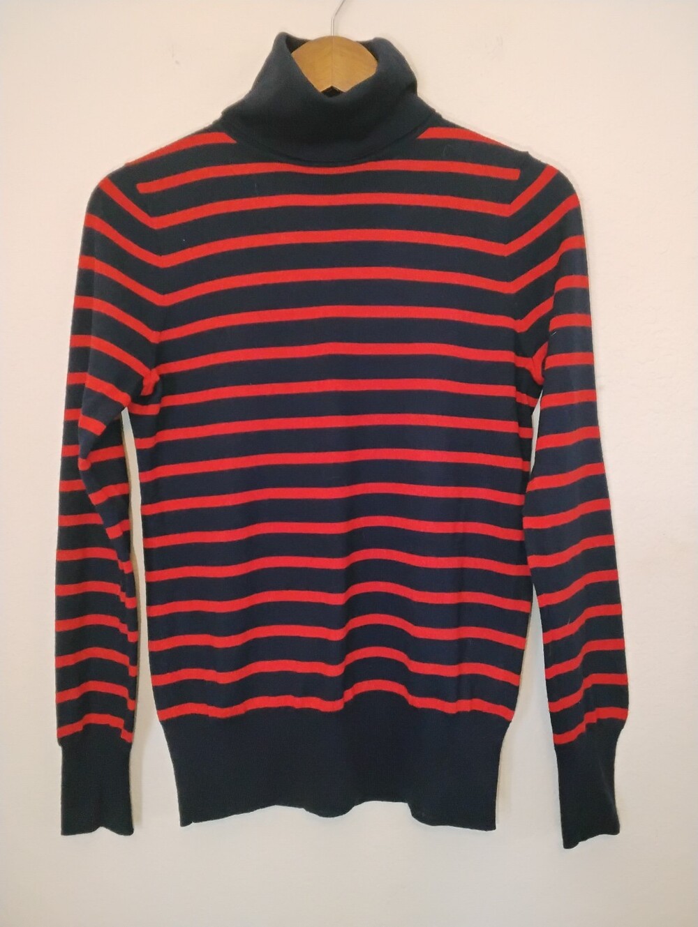 J. Crew Merino Wool Turtleneck Sweater Womens Small Navy Blue Red Stripe Preppy